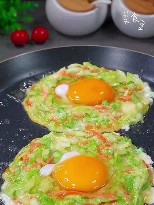 包菜鸡蛋饼的做法