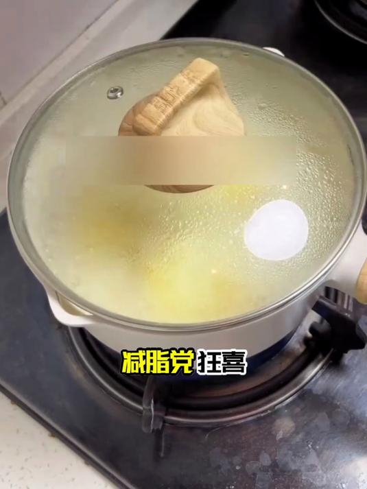 生菜鸡蛋豆腐汤做法,减脂期零难度操作