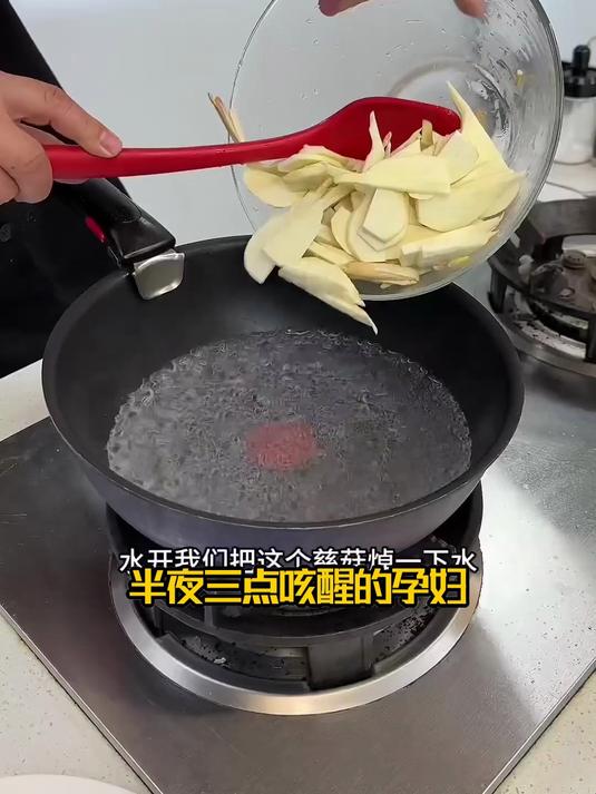 养生菜界的“实力派”,茨菇炒肉片口感一级棒