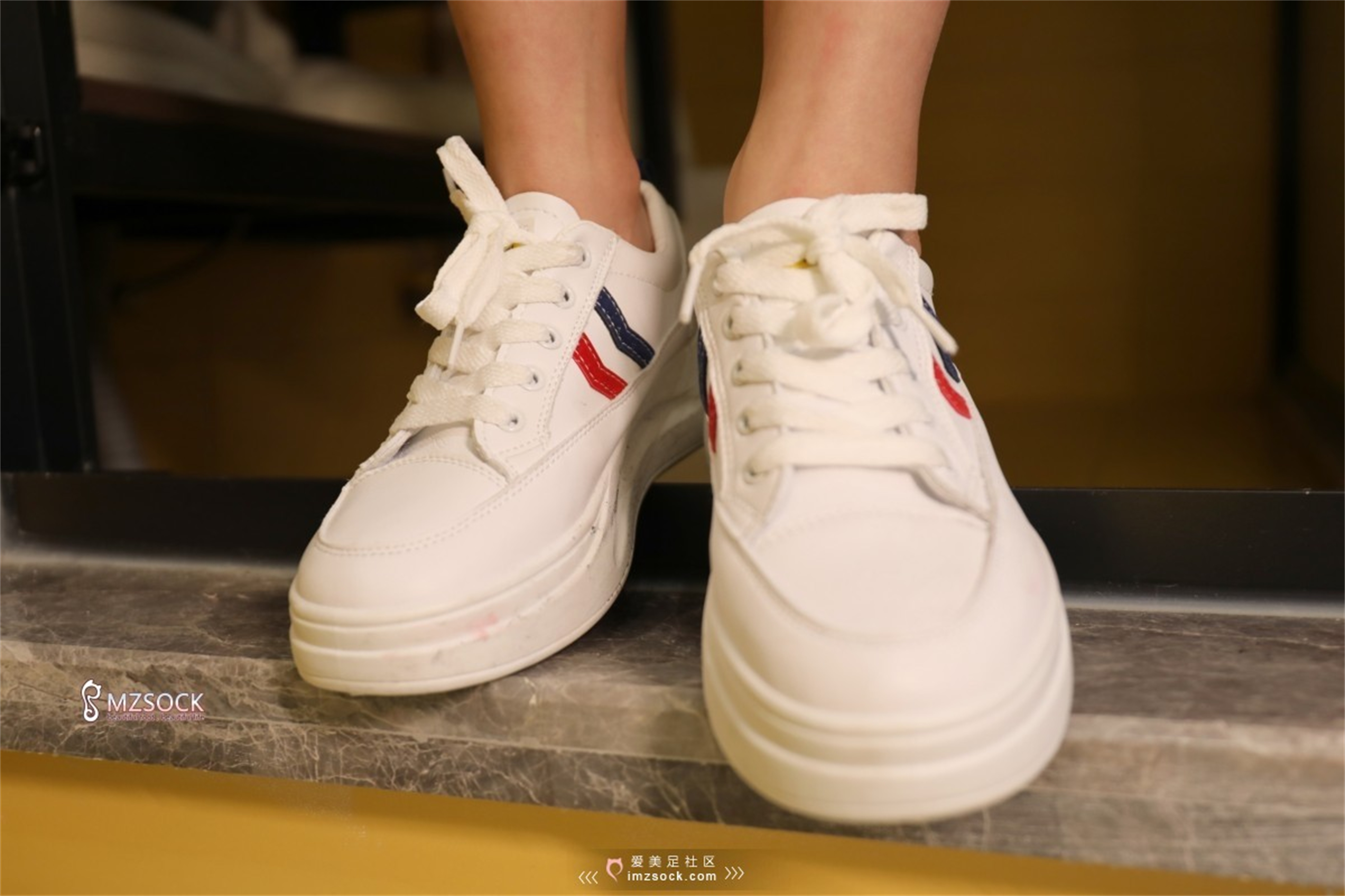 图片[2]-[MZSOCK]爱美足 NO.076 婷婷[55P94M]-六色网