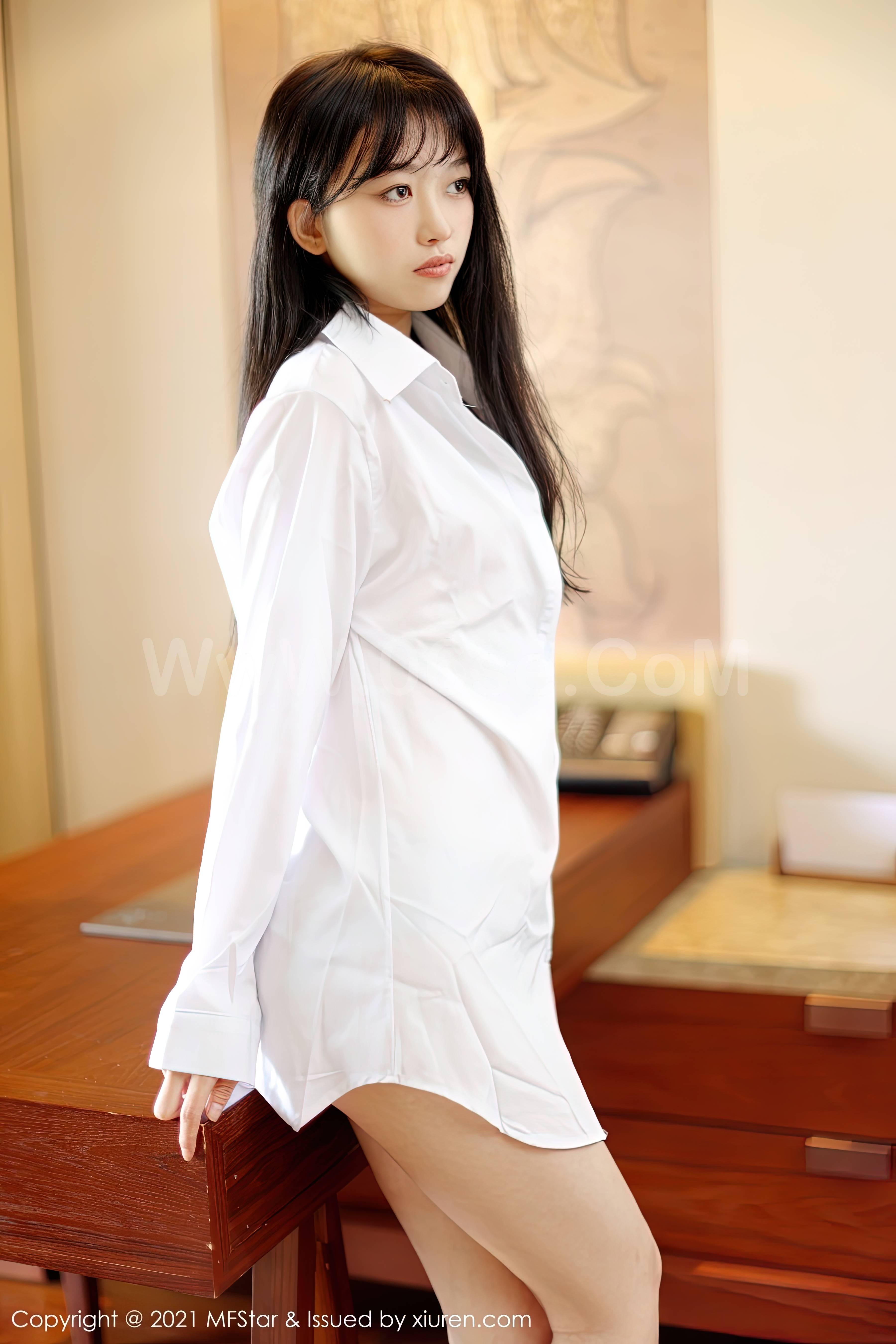 图片[6]-[MFStar模范学院]2021.04.28 Vol.488 奶瓶子[40+1P275M]-六色网