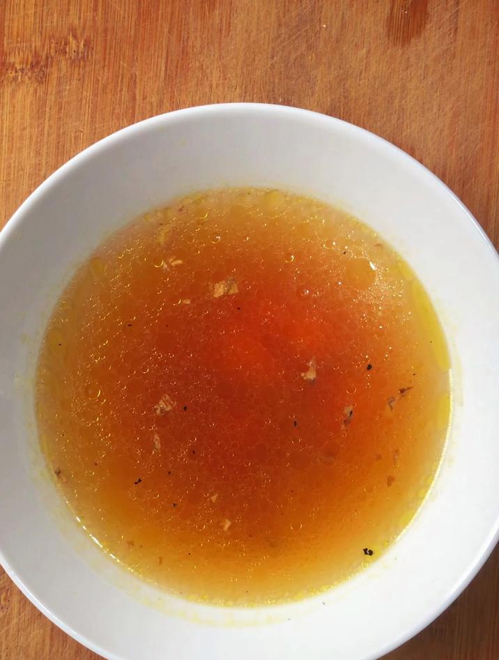 花胶煲汤的最佳搭配,当然是胡萝卜