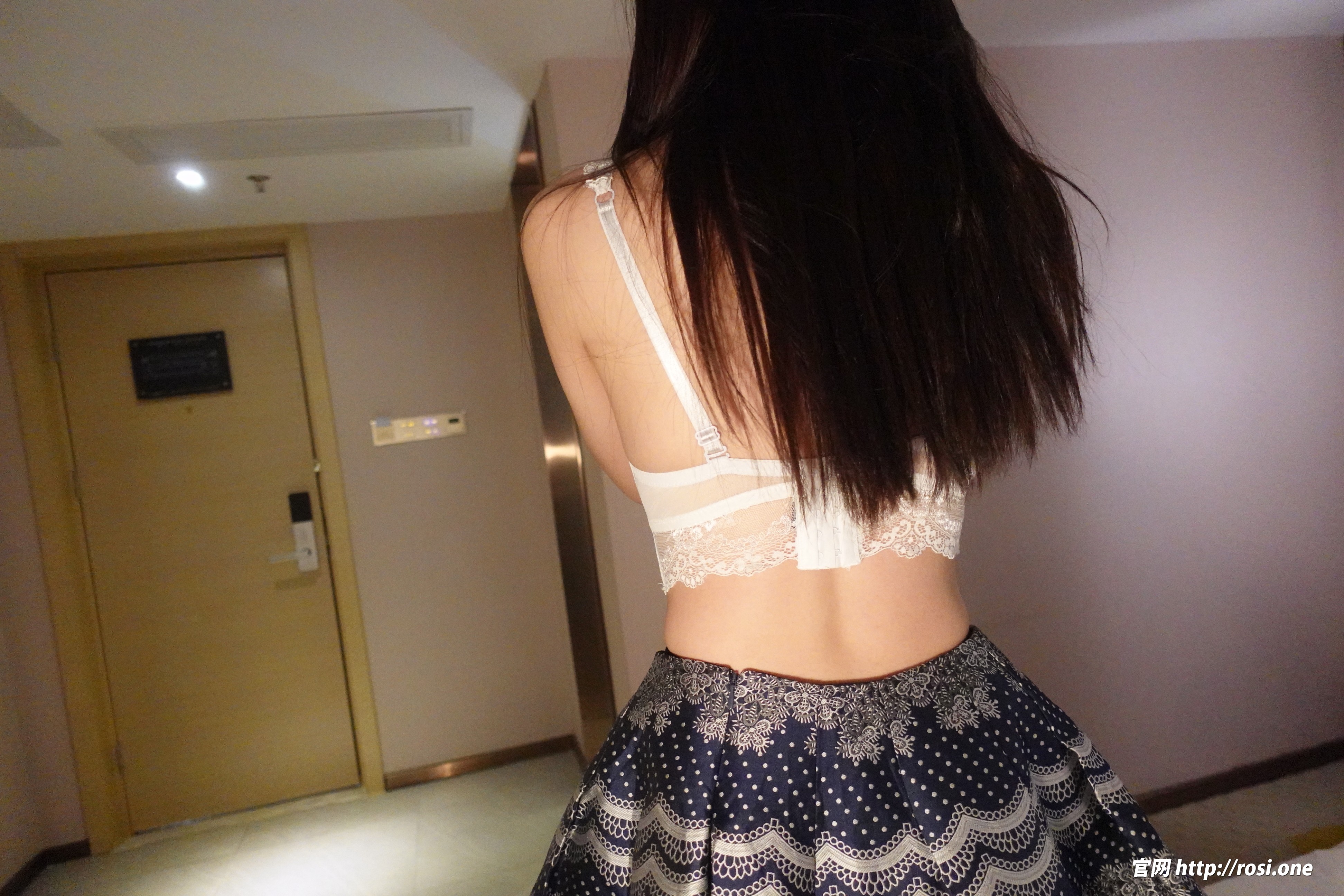 图片[44]-[ROSI写真]2021.12.01 NO.3649[146+1P／269MB]-六色网