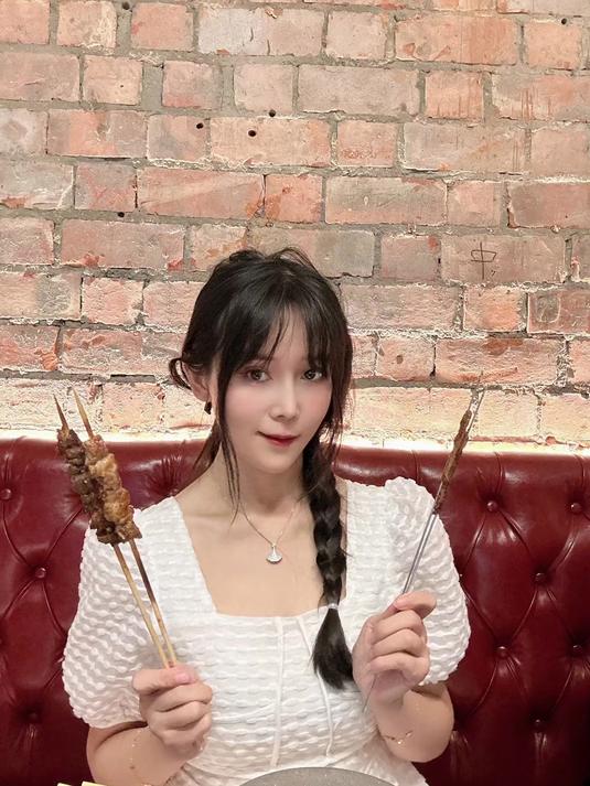正宗的内蒙羊肉烤串,好吃到停不来