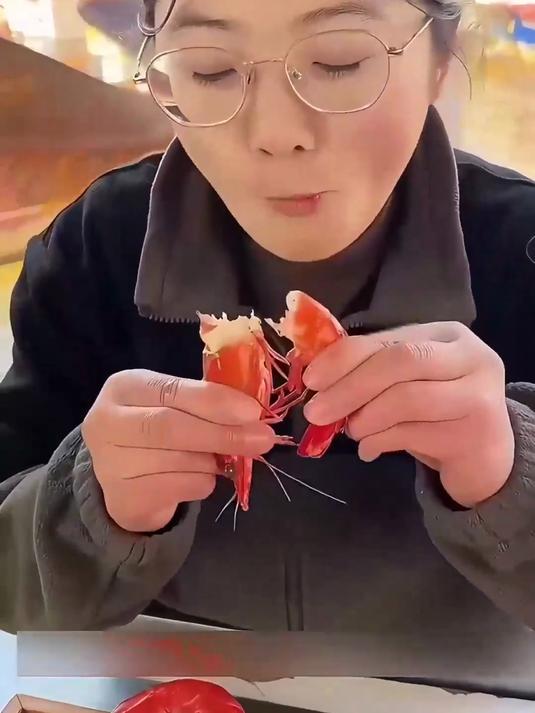 周末露营带什么?黑虎虾烧烤鲜到邻居眼馋!
