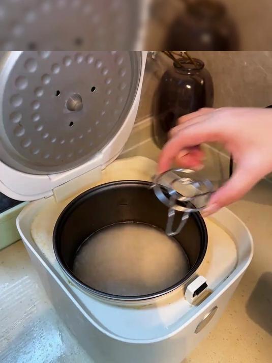 迷你多功能不锈钢蒸架厨房隔水蒸菜架养生壶小电锅隔热架蒸鸡蛋架