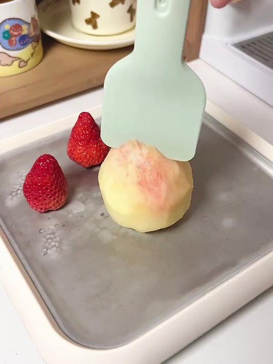 沉浸式炒莓莓桃桃 炒酸奶 沉浸式炒酸奶 解压 草莓