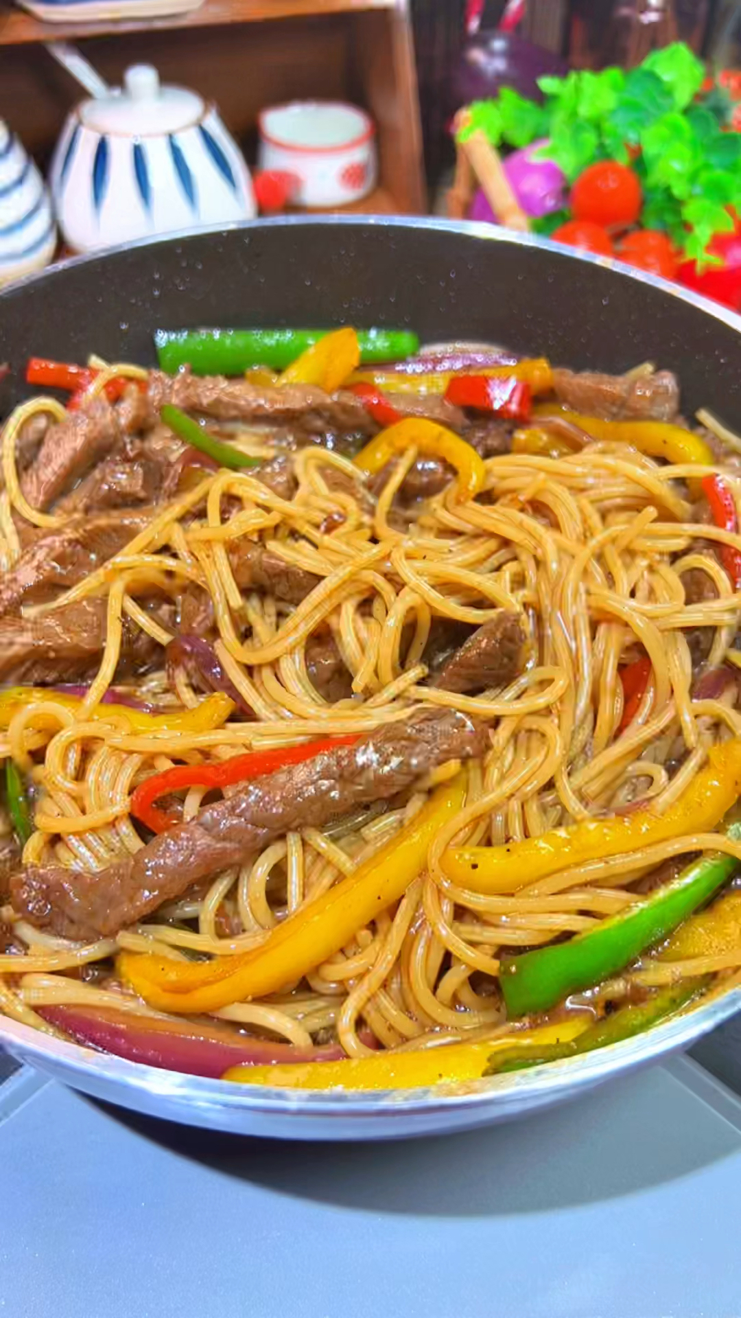 黑椒牛柳意面像我这样做,酱汁浓郁真的太好吃了