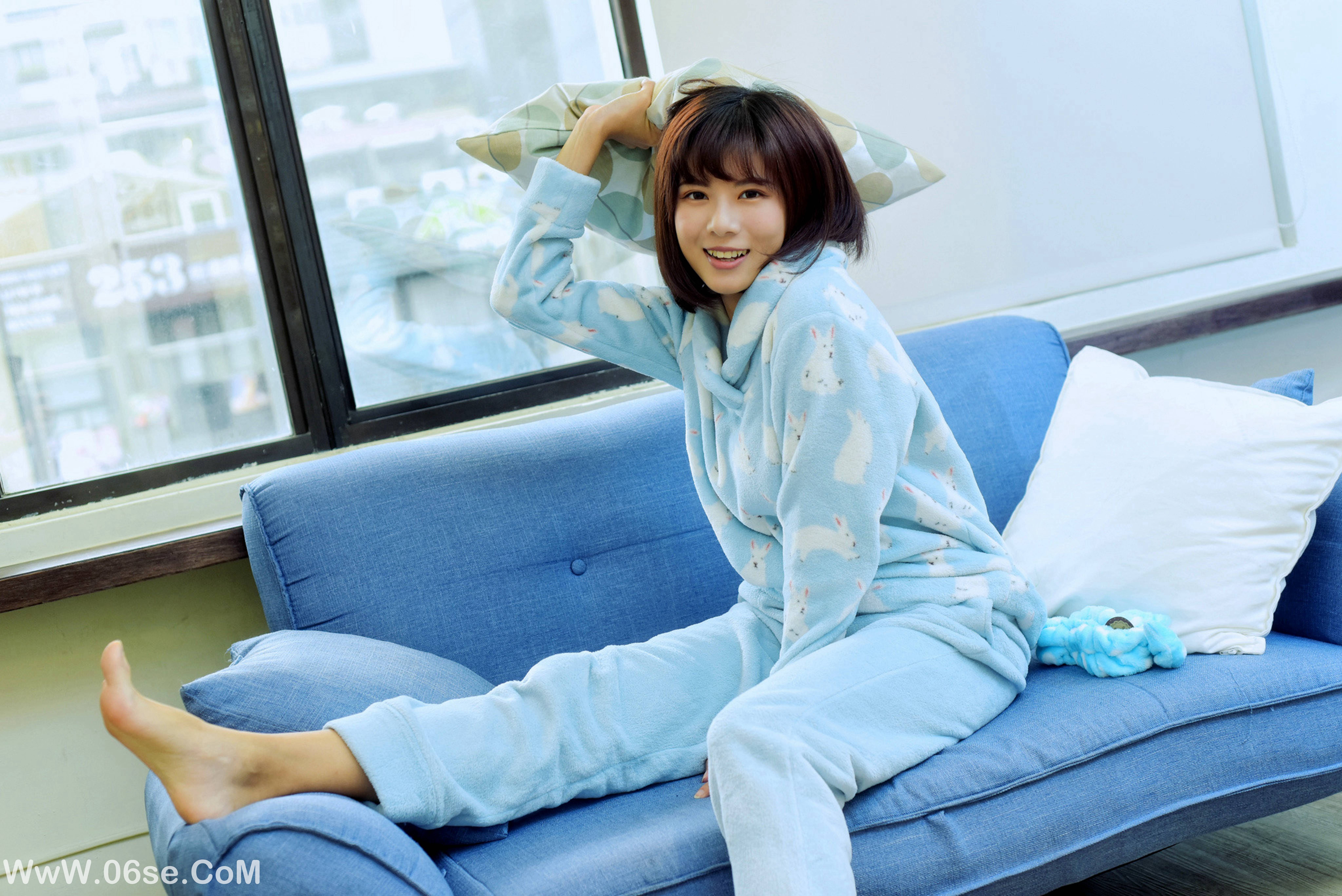 图片[28]-制服の女生 NO.005 方唯真 OL黑丝[29P328M]-六色网