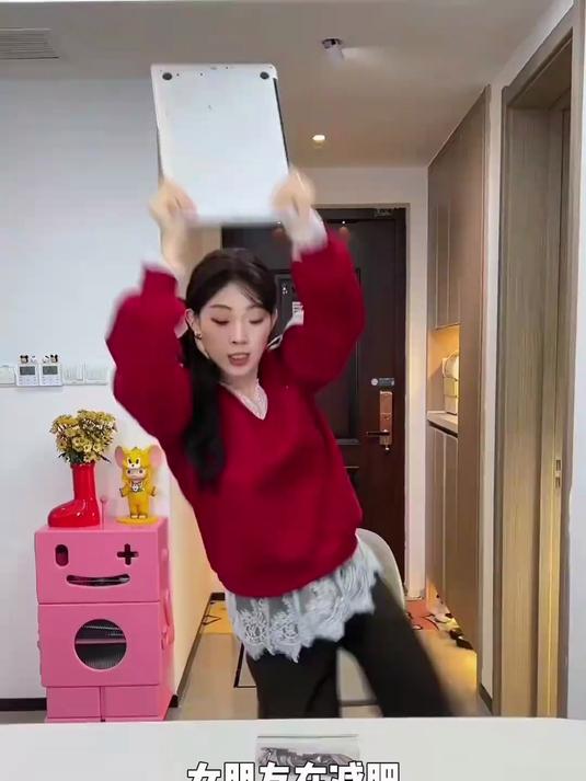 焦 糖 布 丁 吖!