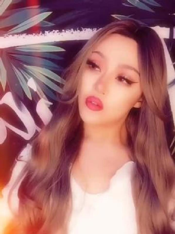 不要叫我老婆了。我真的是男的!会经常出化妆视频呀呀