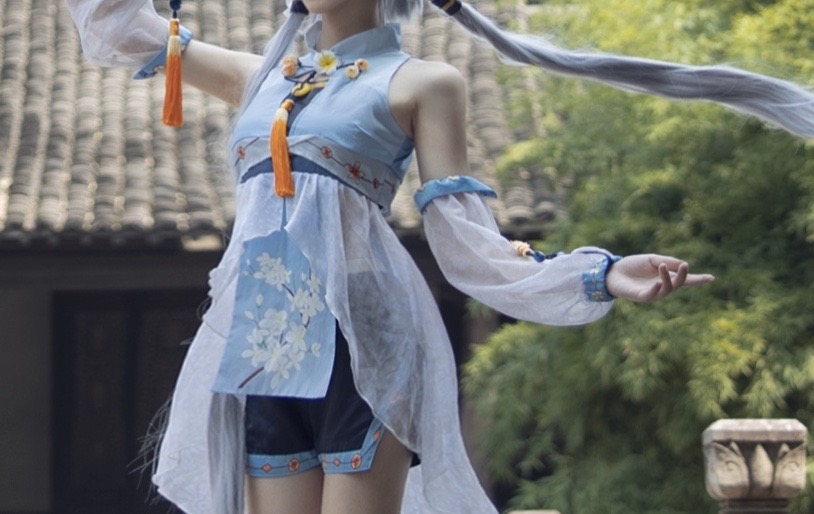 图片[5]-南桃 NO.015 – 洛天依花语嫣然[10P17M]-六色网