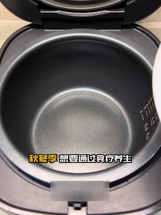 全家都爱!山药莲藕排骨汤,清热润燥老少宜