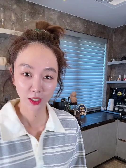 低脂虾滑鸡胸小馄饨～简便鲜美+姜啤美式～