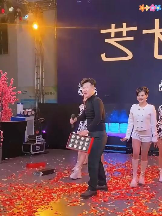 难道没有人发现房岩小哥的这么好的茶叶吗,八大茗茶才多少钱