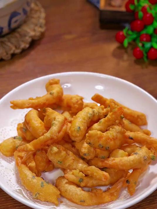 酥脆美味的炸虾仁