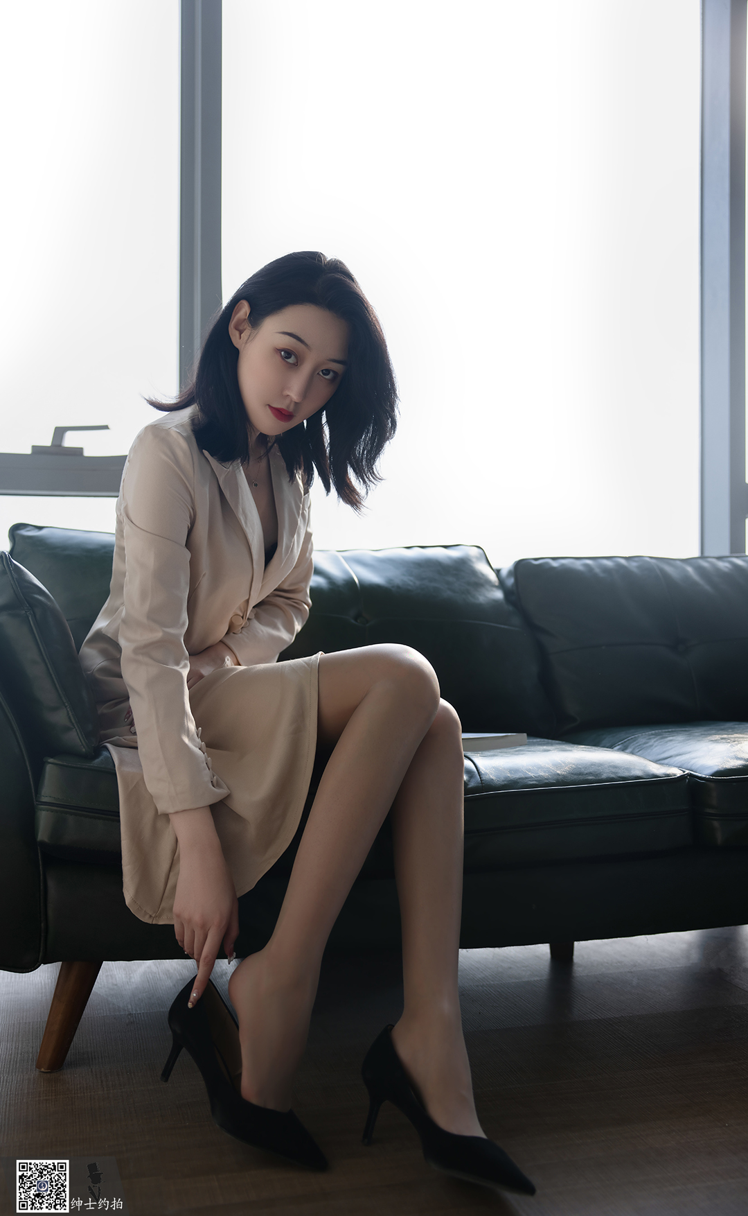 图片[16]-SHENSHI绅士 – SS.002 依婷[51P35M]-六色网