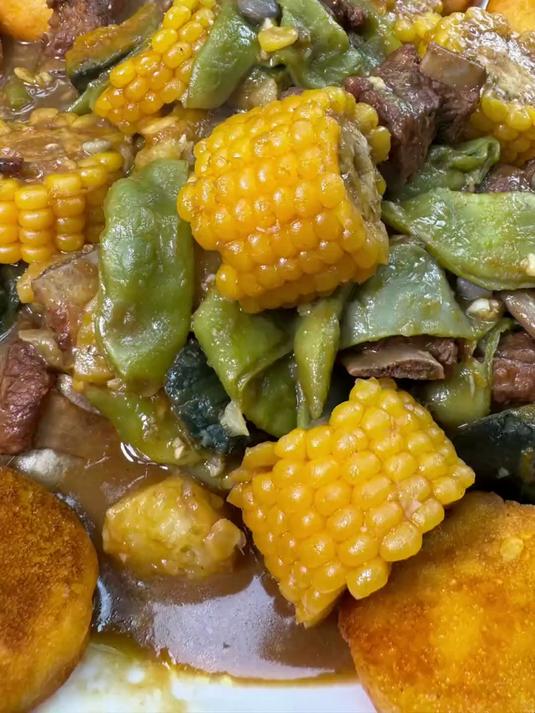 东北菜中的美味佳肴，农家一锅，风味独特，让人回味无穷