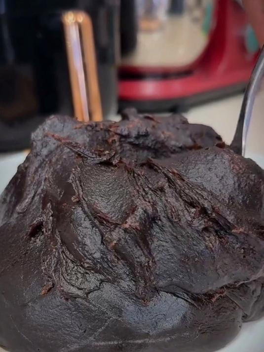 这是最近比较火的枣泥糕做法