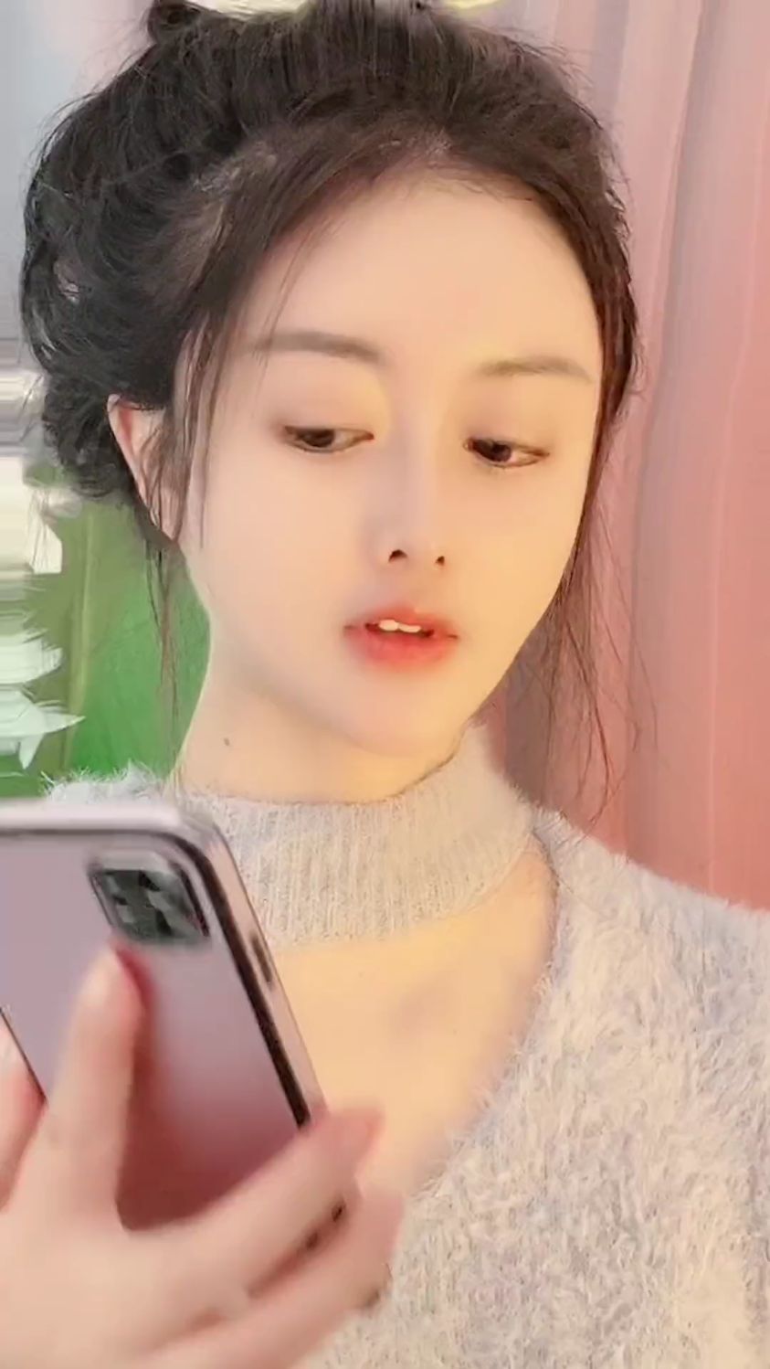 小鸡炖蘑菇是用什么做的?
