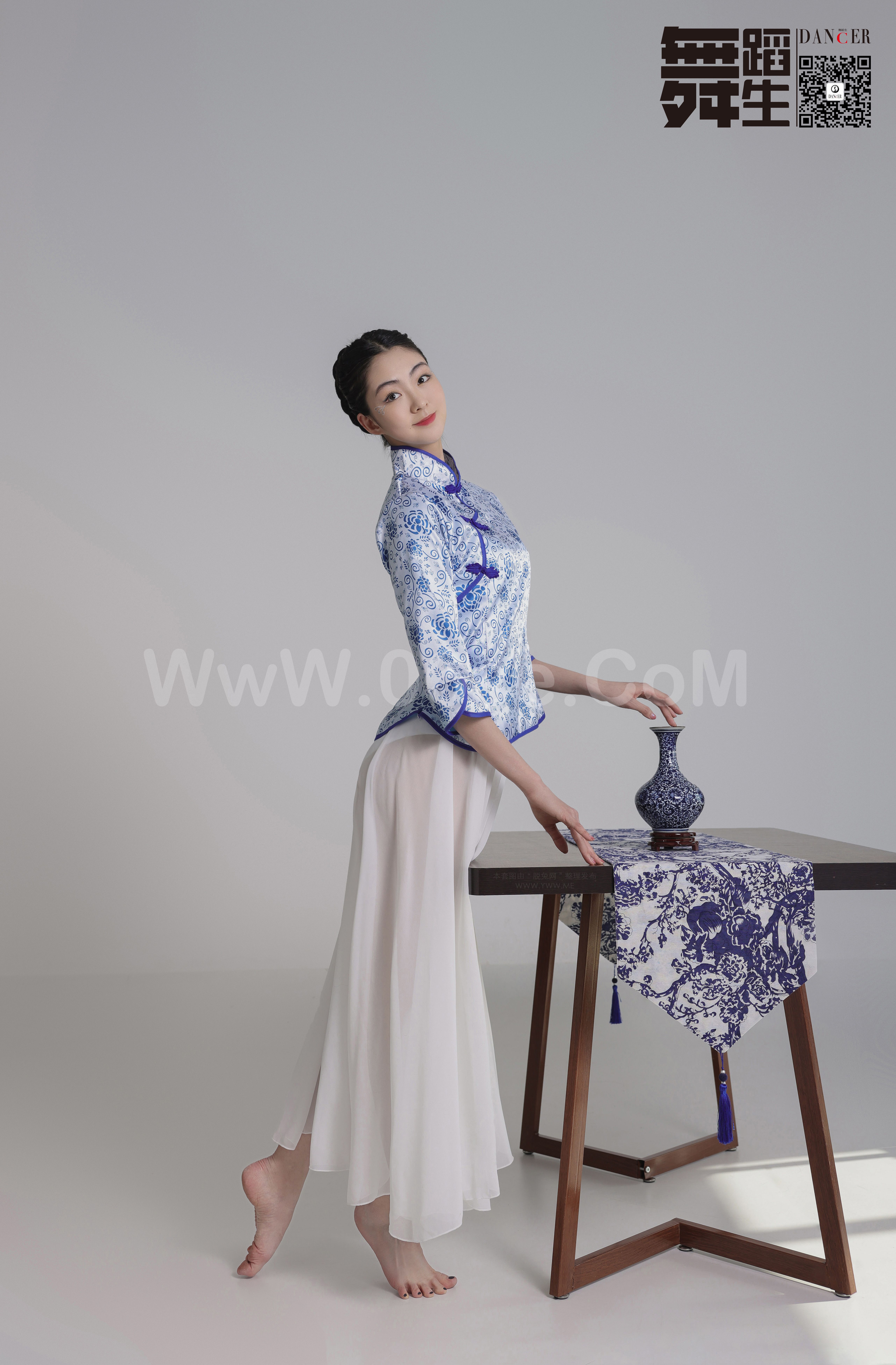 图片[28]-[GALLI嘉丽]舞蹈生日记 104 – 青花瓷 韩玉彤[43P／397MB]-六色网