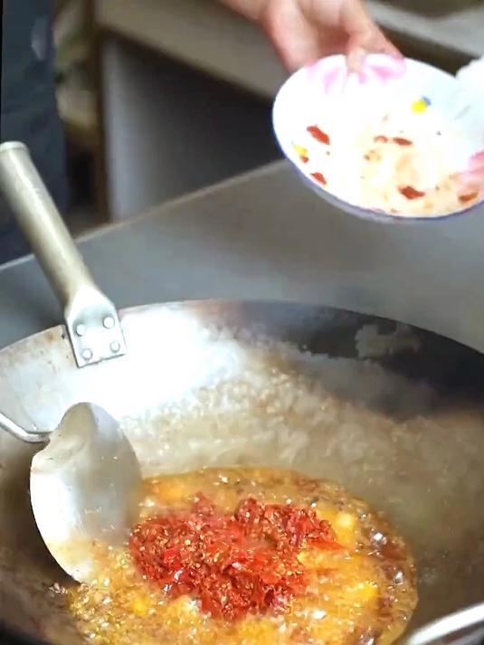 炒菜怎么少得了好用的炒菜勺!涮个肉煮个粉都可以用,方便