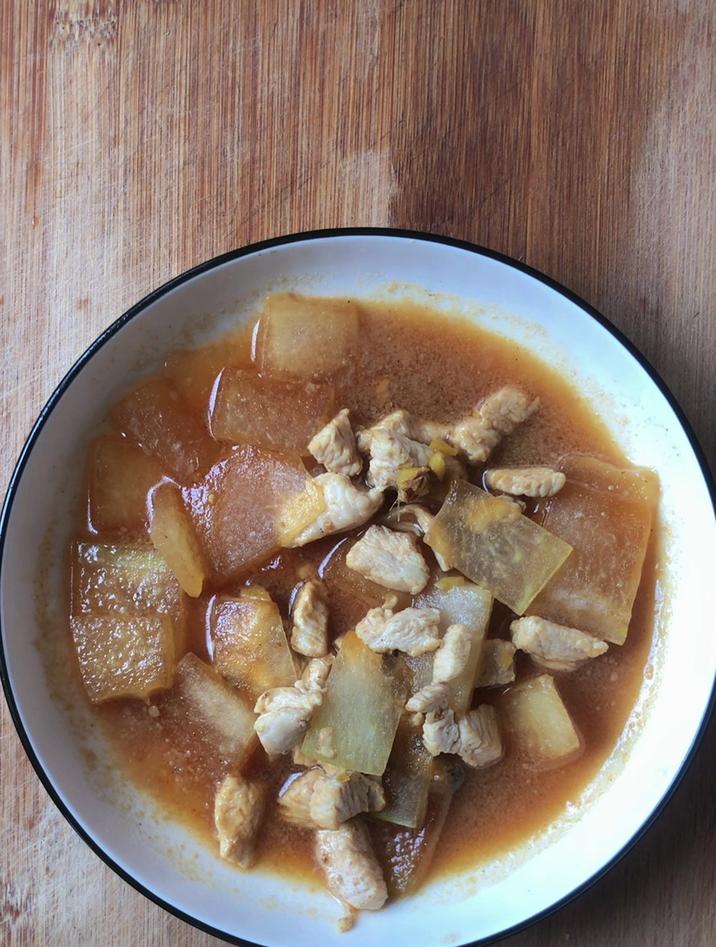 鸡胸肉的最简单做法,分享一道鸡胸肉炒冬瓜