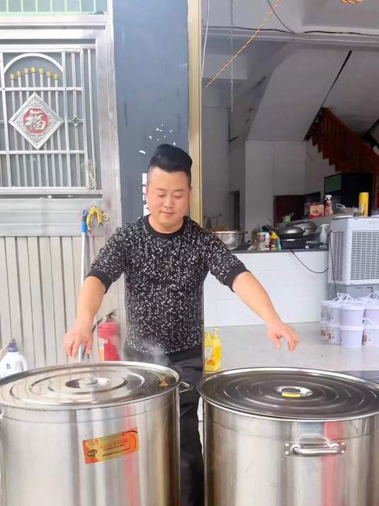 8斤左右麻辣羊蹄羊肚火锅