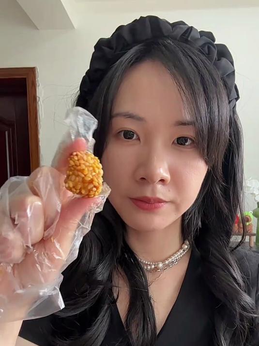 粉丝投稿吸鸡米花～你们知道鸡米花的花语是什么吗