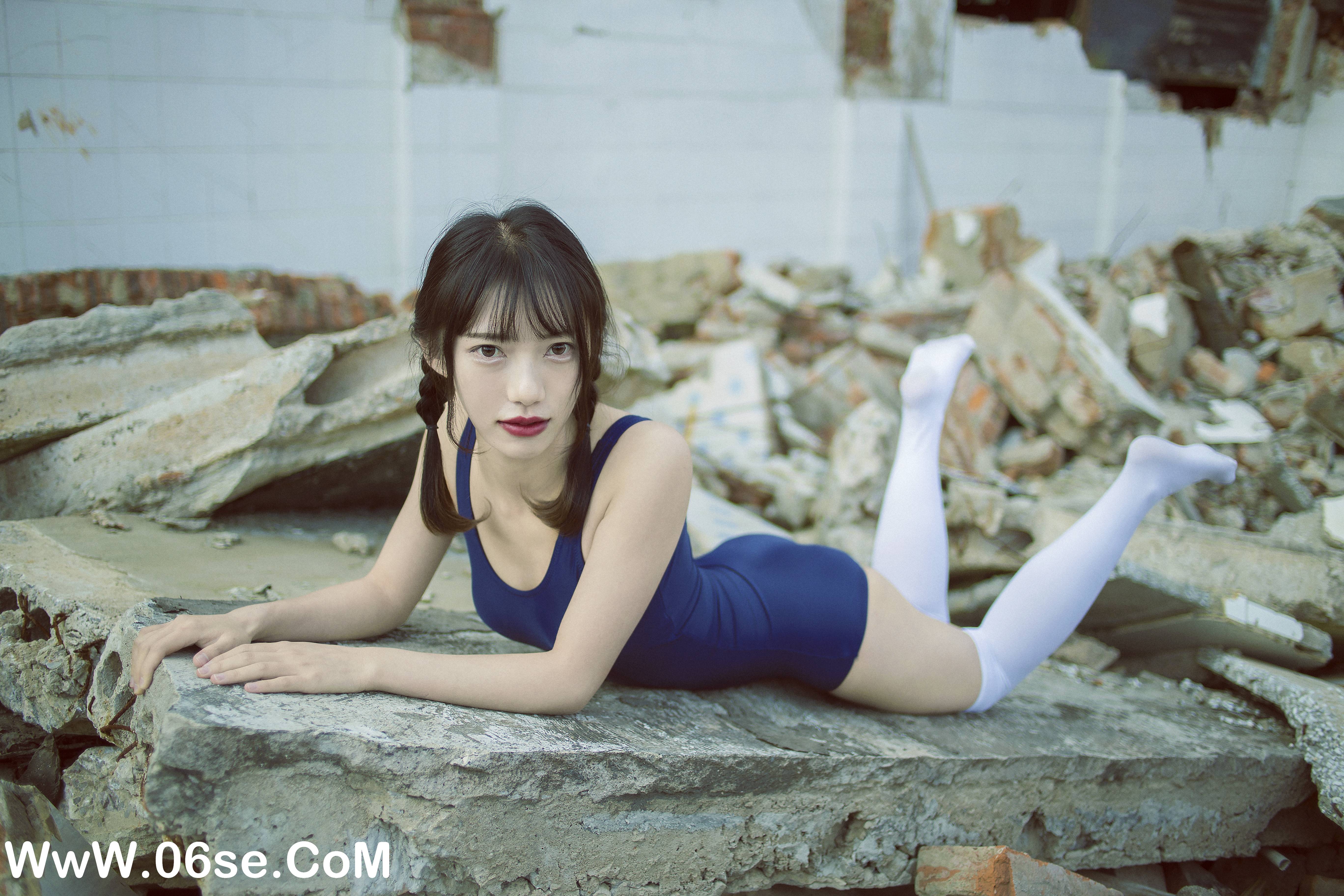 图片[24]-小何同学 – 018 JK死库水 [27P339M]-六色网
