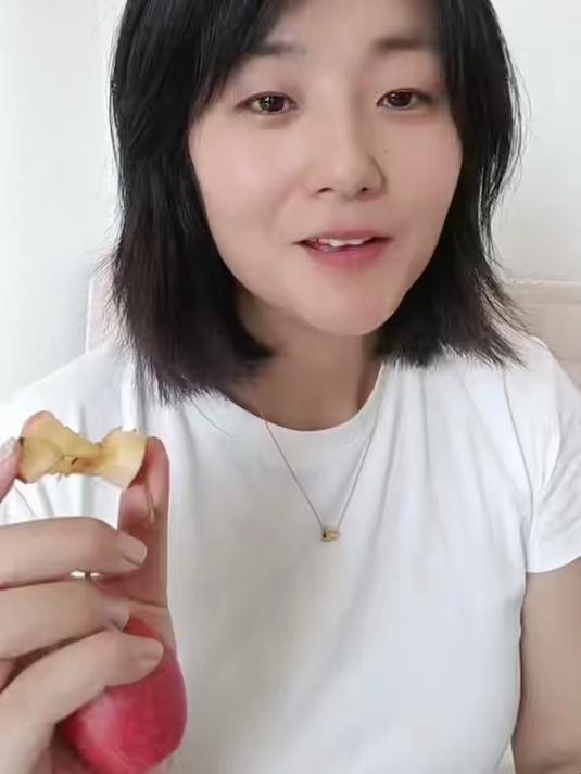 东北的鸡心果你吃过吗,小时候的味道 新鲜采摘 丰收的季节