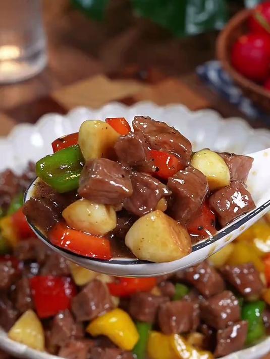 以后孩子想吃西餐厅里的黑椒牛肉粒就这样做