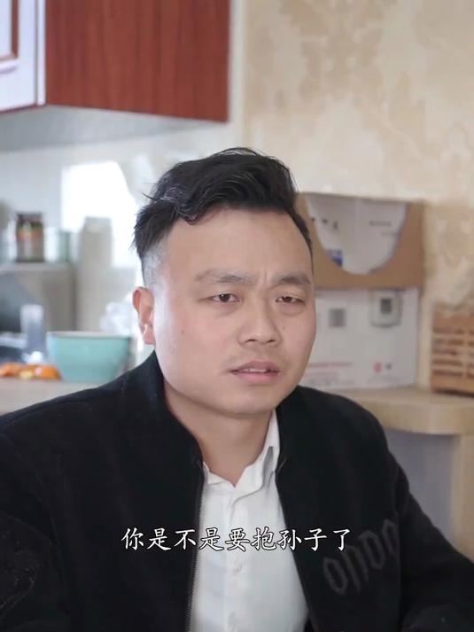 小姑子黄鼠狼给鸡拜年，看嫂子怎么应对，还是哥哥看得透彻！