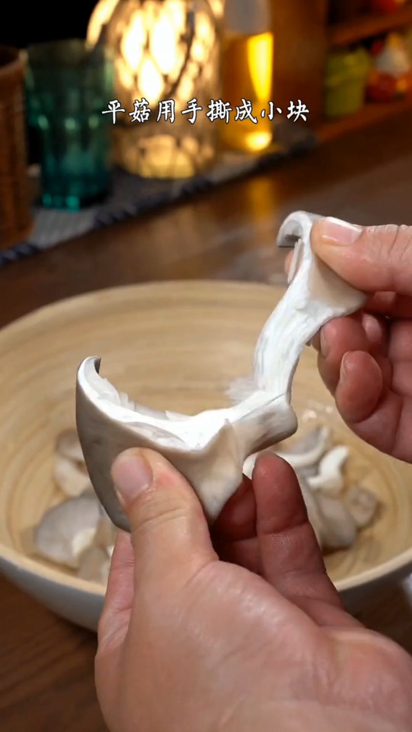 平菇炒鸡蛋的做法