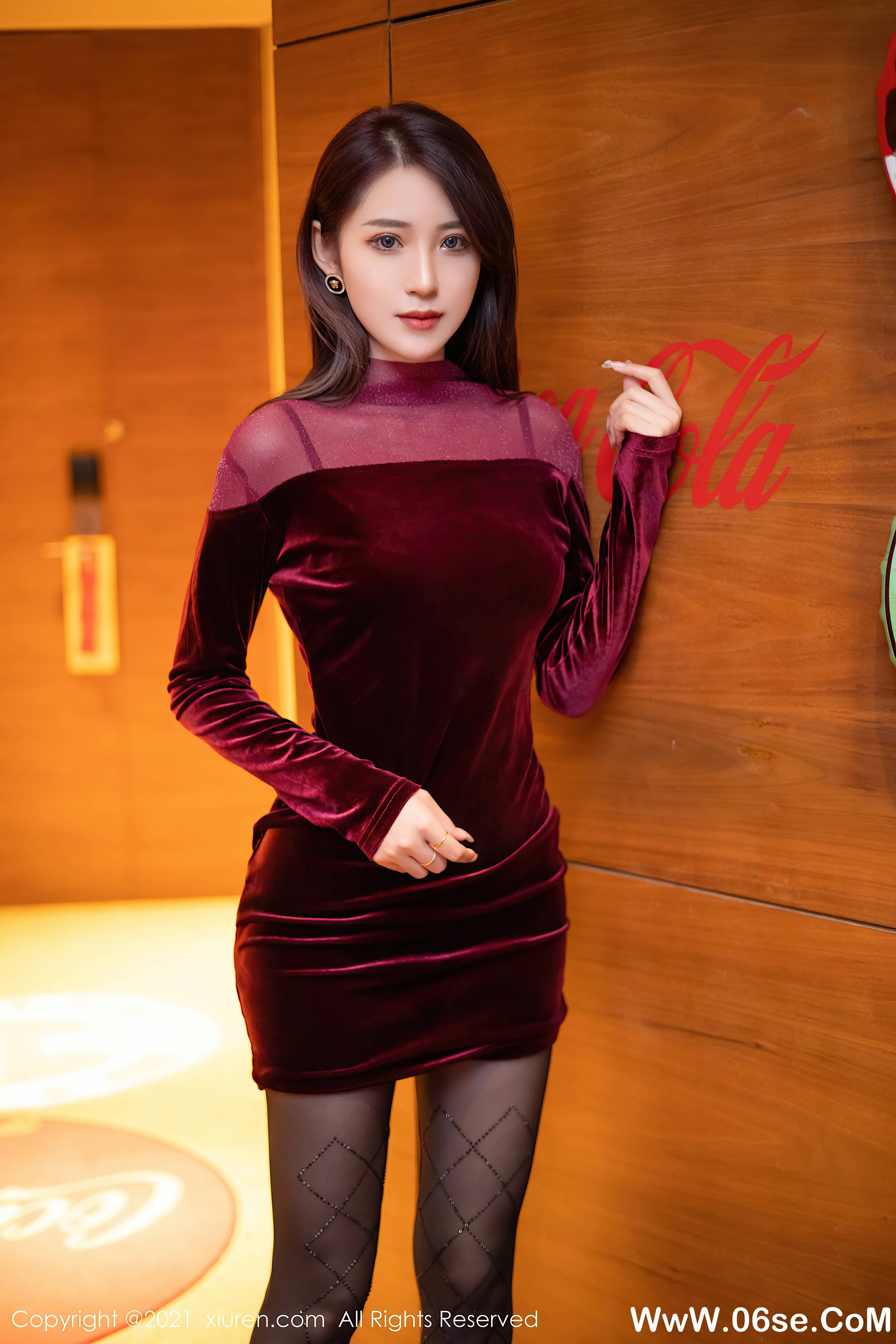 图片[2]-[XIUREN秀人网] 2021.08.06 NO.3765 周慕汐baby[63+1P631M]-六色网