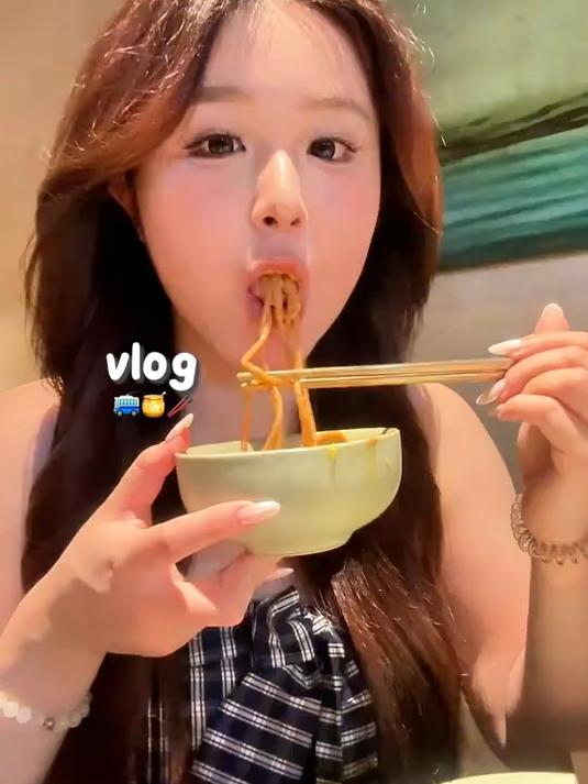 叽叽喳喳的见面日,我爱柚子龙眼冰
