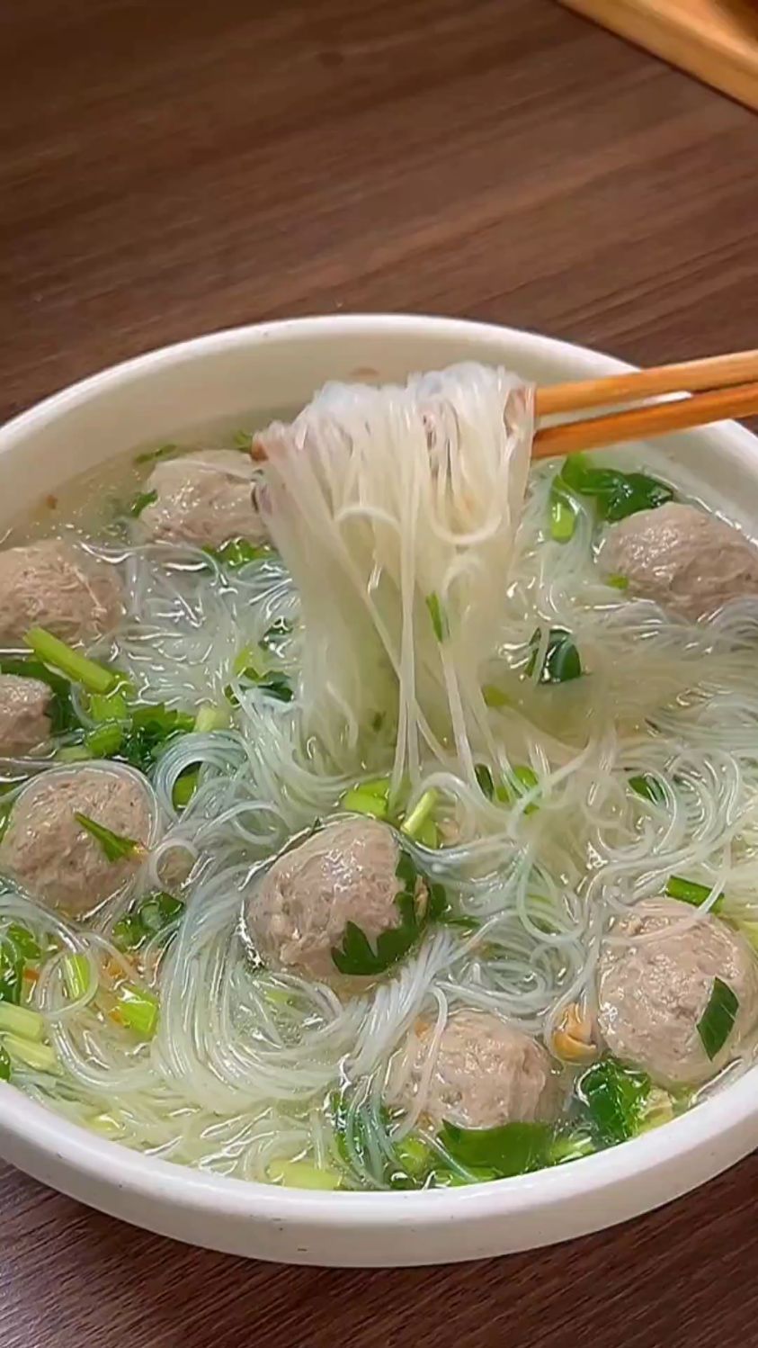 牛肉丸米粉的家常做法