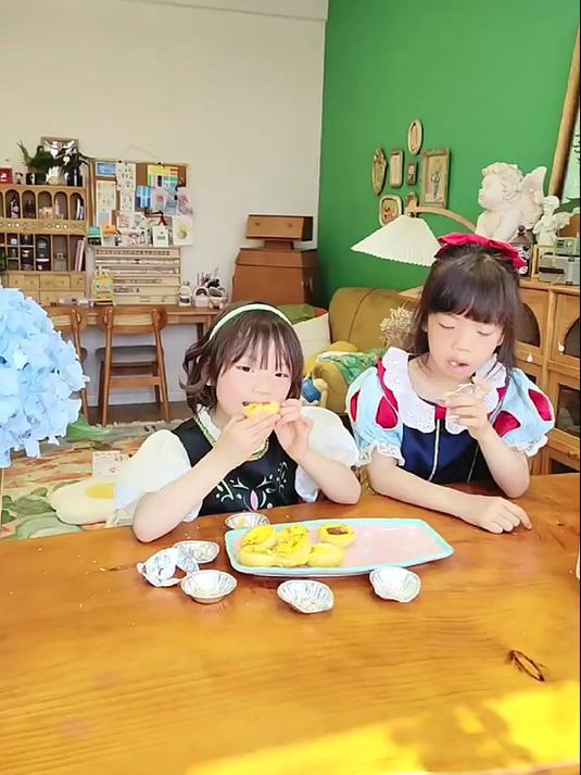 你们说姐姐是真的只爱吃蛋挞芯吗?