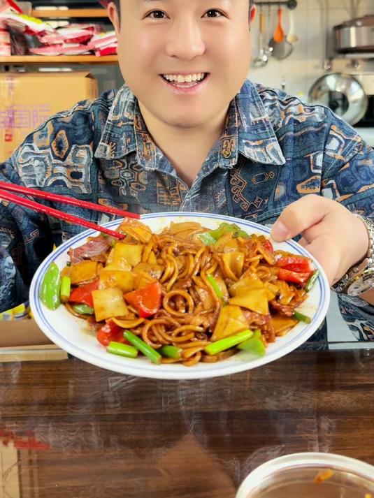 简单好吃甘肃兰州炒面片隔着屏幕都流口水