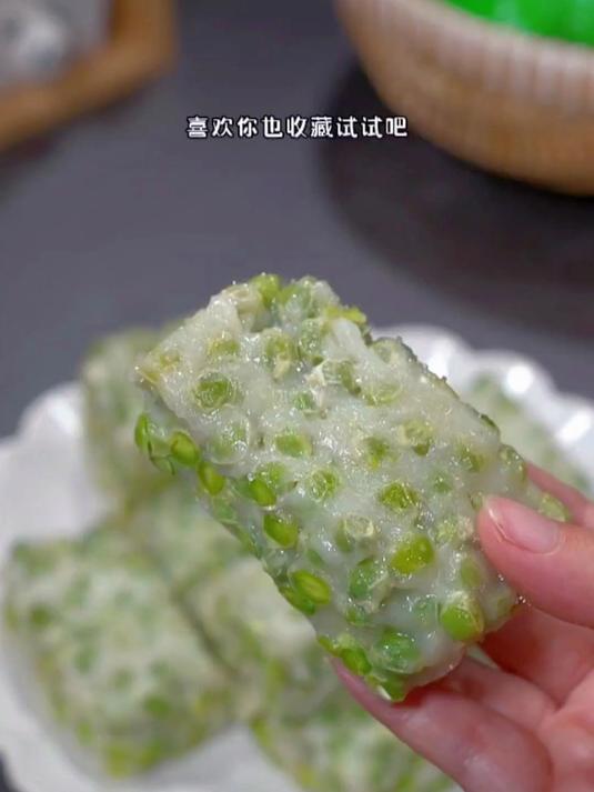 豌豆季节来临,快来学做美味河南豌豆糕,香甜软糯无比