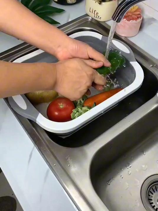 经常在家做饭的,一定要有这个折叠洗菜盆,菜盆案板二合一!