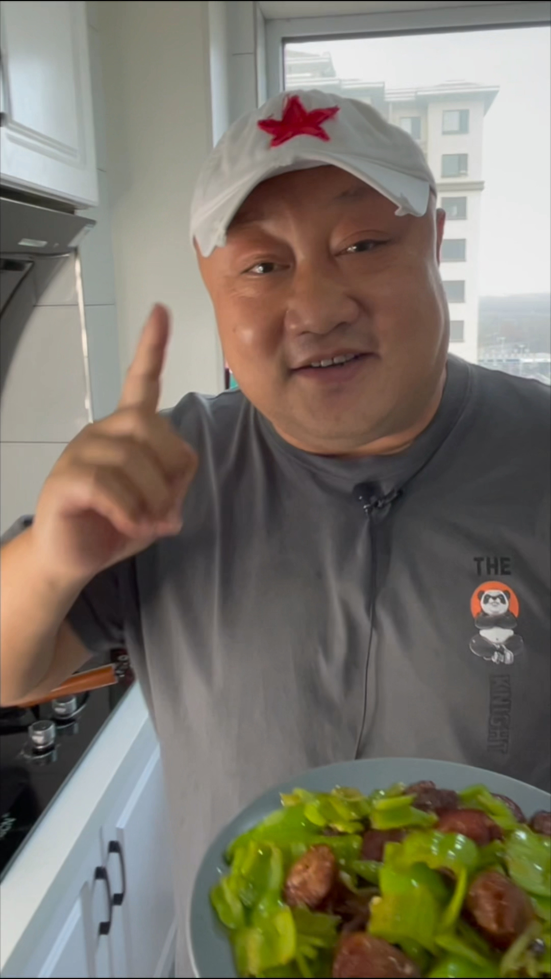 尖椒炒肥腊肠,关键是技巧