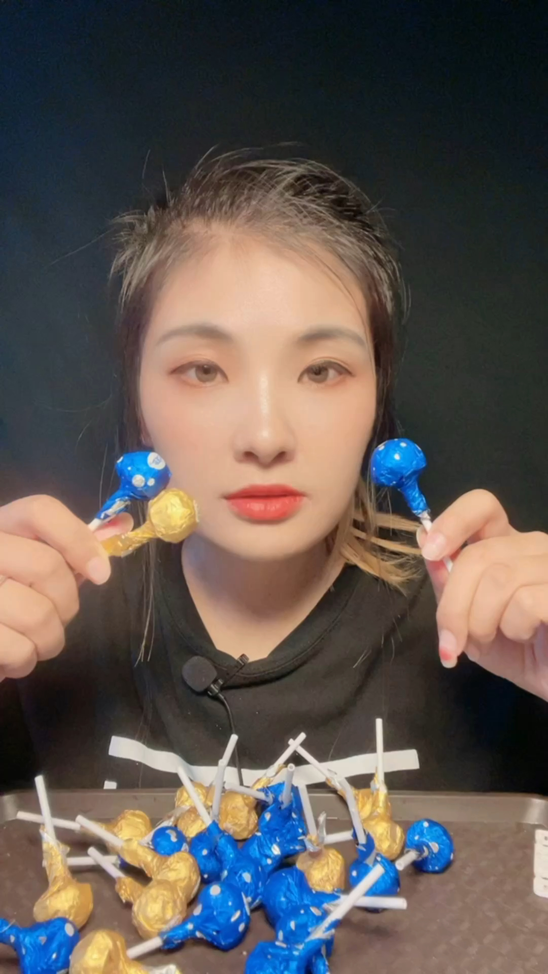 好吃的巧克力棒棒糖来啦