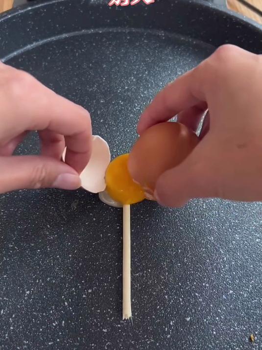 鸡蛋还能做棒棒糖？