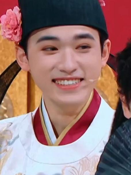 宋亚轩彭昱畅演反派狂笑，杨迪吐槽：像“弱智”！不料于洋更扎心