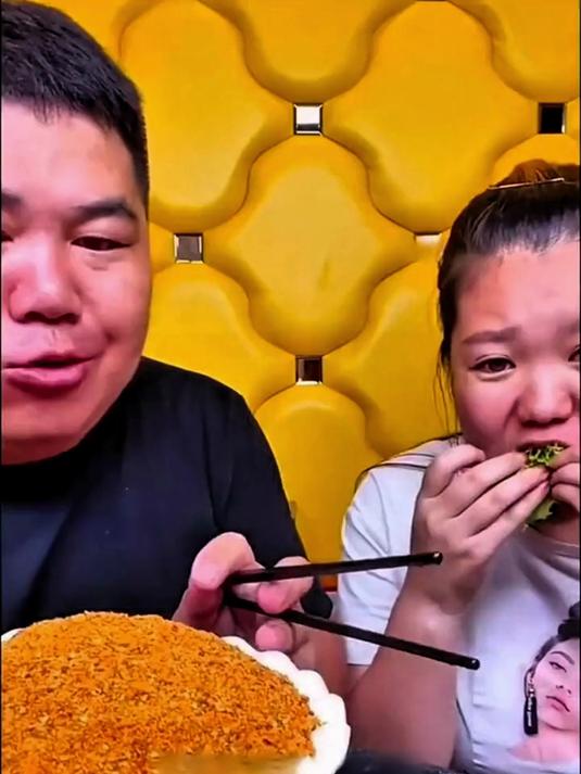 秘制万能烧烤料来了,烤肉,烤蔬菜都可以使用,味道嘎嘎香