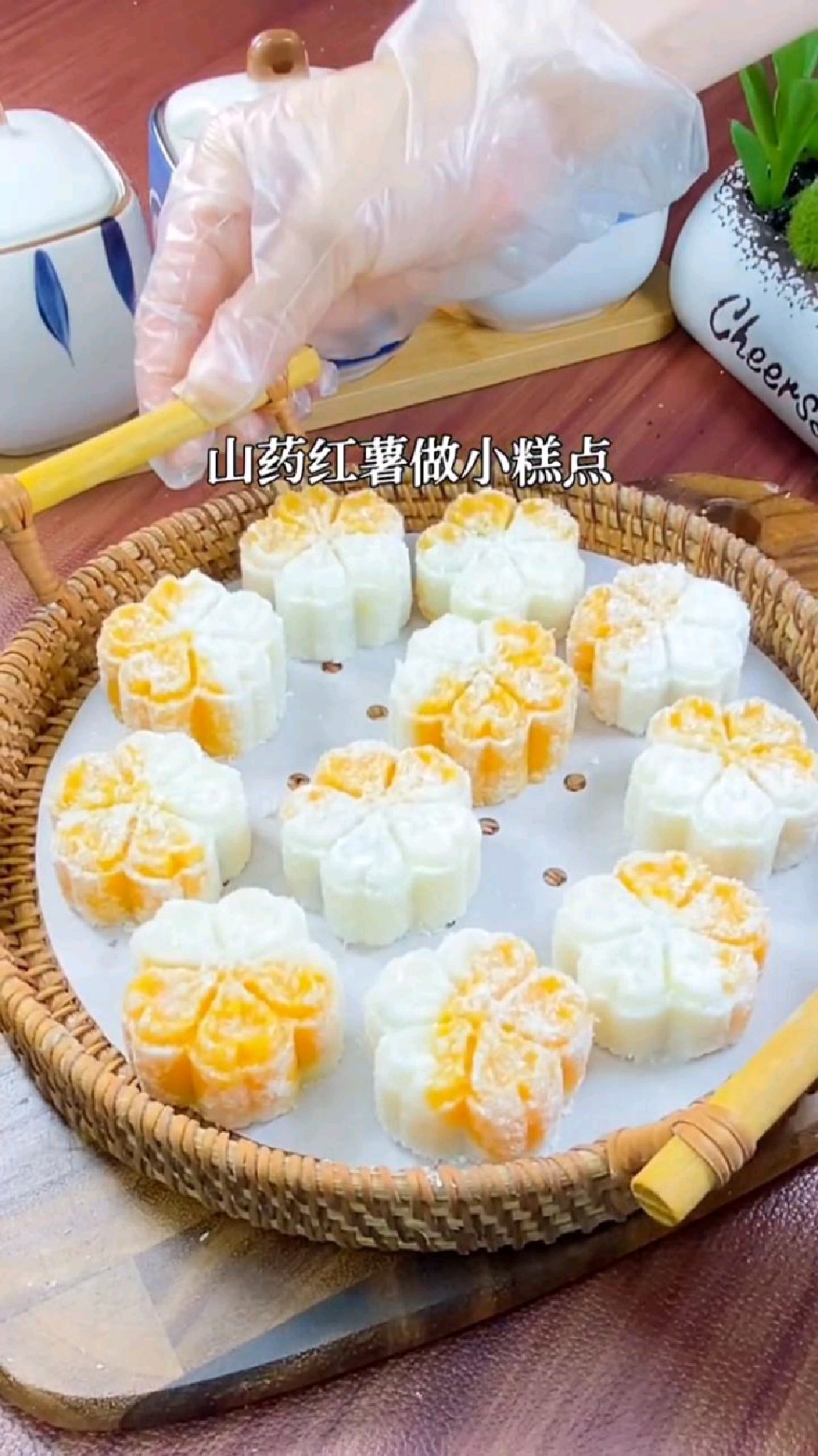 宝宝辅食,山药和红薯做的蓝莓馅儿小糕点,给孩子当主食当零食都好吃健康营养健脾养胃