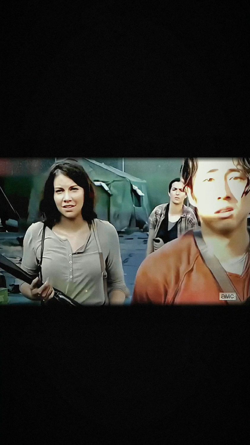 贝斯可以说是行尸走肉里的白月光