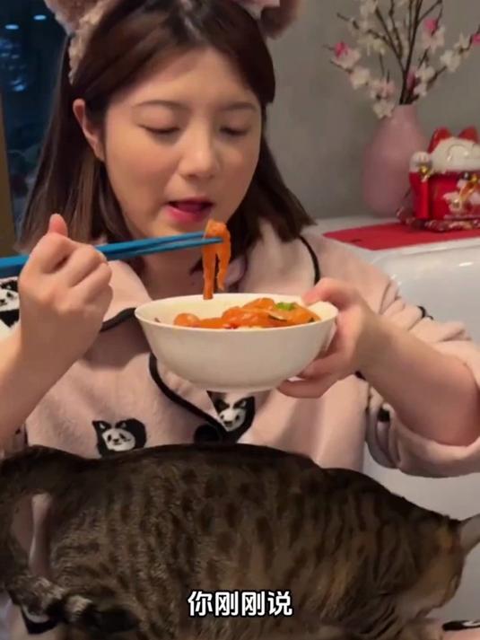 我就没见过能吃一条三文鱼的人