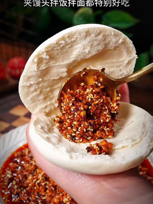 今天给大家分享一道辣椒酱的做法